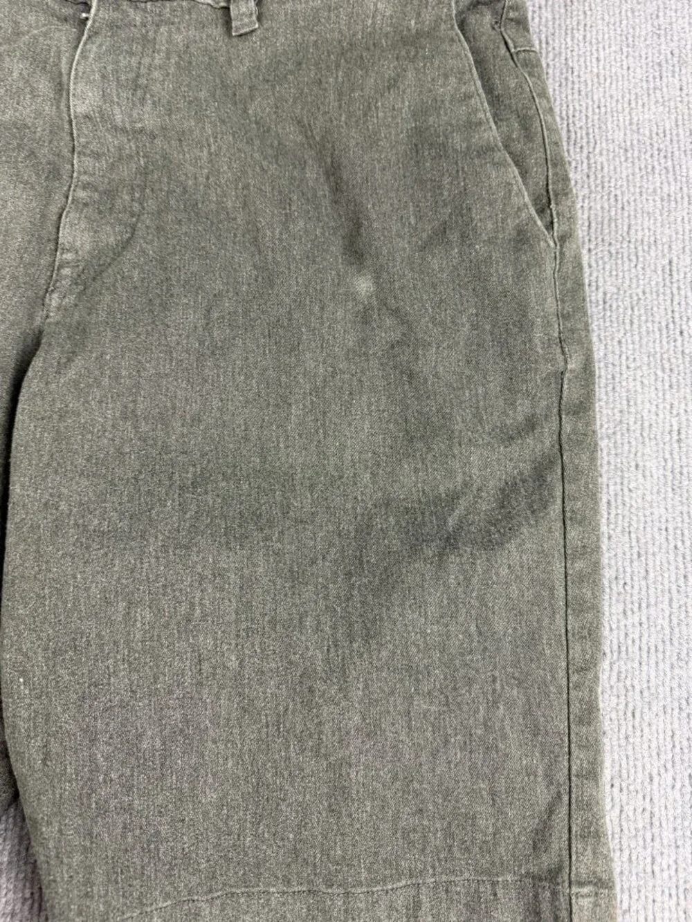 Volcom front button